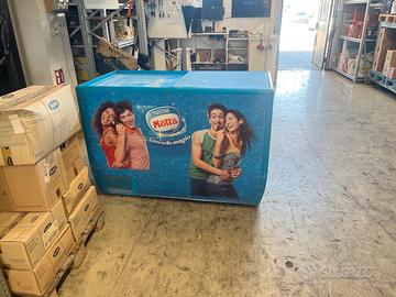 Congelatore 700 litri