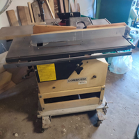 Attrezzatura usata per legno e ferro