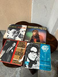 Lotto di 4 dischi 45 giri vinile, primi anni '60