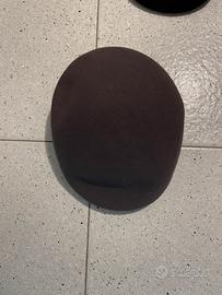 Basco donna in feltro grigio scuro