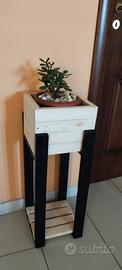 Portapiante a colonna in legno bicolore