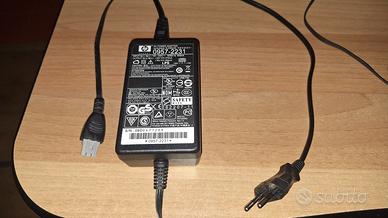 Alimentatore originale per stampante HP.