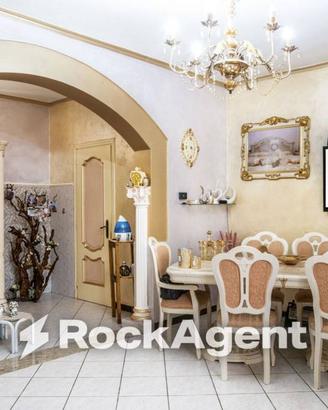 Casa indipendente di 110 m² con 3 locali e box aut