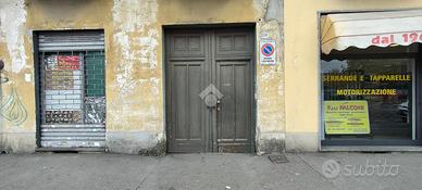 MAGAZZINO A TORINO