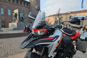 Benelli TRK 702 X con Pneumatici Stradali-Enduro