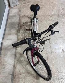 Mountain bike ragazza