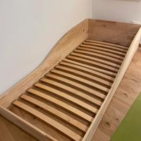 Letto Montessori in legno 90x200 cm con protezione