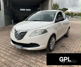 Lancia Ypsilon 1.2 69 CV 5 porte GPL Ecochic Gold 