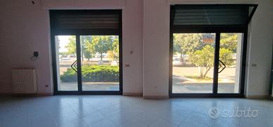 Locale Commerciale su Autodromo fronte LIDL