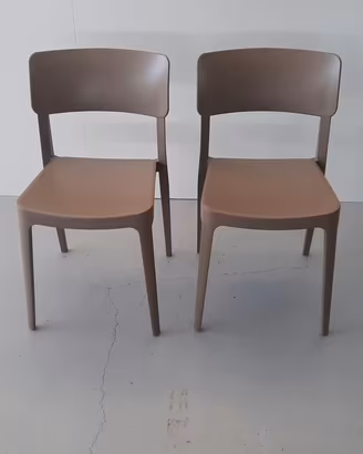 2 sedie nuove colore tortora