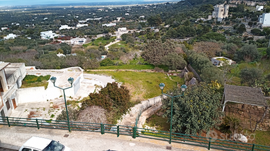 Terreno/piazzale+deposito,zona ottocentesca