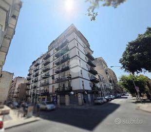 4 LOCALI A PALERMO