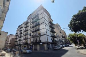 4 LOCALI A PALERMO