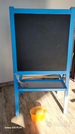 cavalletto con lavagna ikea per bambini