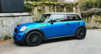 MINI Cooper S    r56     n18      2011