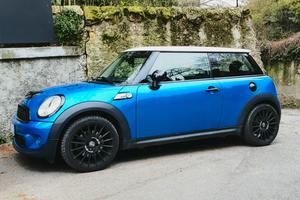 MINI Cooper S    r56     n18      2011