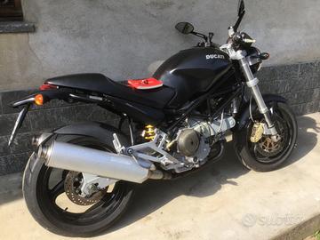 Ducati Monster Dark IE 900