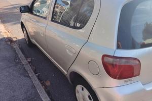 Toyota Yaris 1000