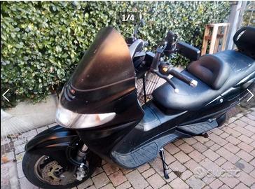 Suzuki AN Burgman 400 - 2000