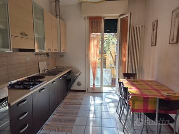 Privato affitta trilocale arredato zona porta lame