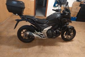 Hnda 750 X con DCT