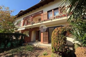 4 LOCALI A VILLAR DORA