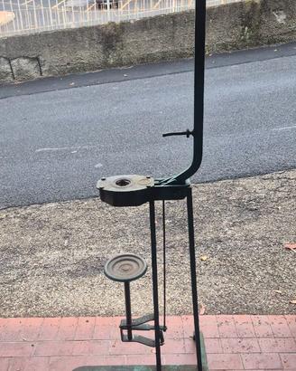 Posa turaccioli manuale in ferro