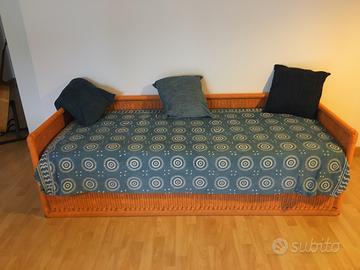 Divano letto in midollino