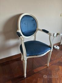 Poltroncina vintage  in legno bianco