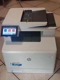 Stampante HP Color LaserJet MFP E47528