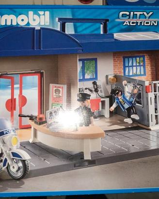 Playmobil 5299 valigetta stazione polizia+6877 pol