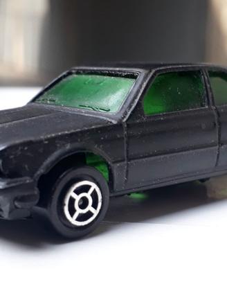 Modellino auto Bmw 323i 1:50 vintage anni 80