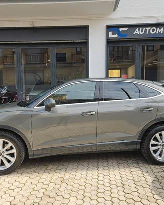 Audi Q3 Sportback 35 2.0 tdi Business Plus s-troni