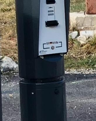 Colonnina parcheggio automantico