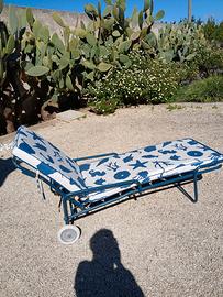 lettino da giardino con ruote e 