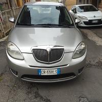 lancia ypsilon 1300multjet 