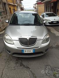 lancia ypsilon 1300multjet 