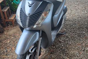 Honda  sh 150