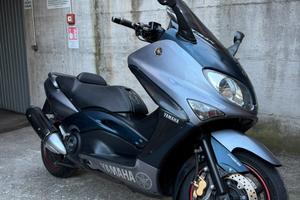 Yamaha Tmax