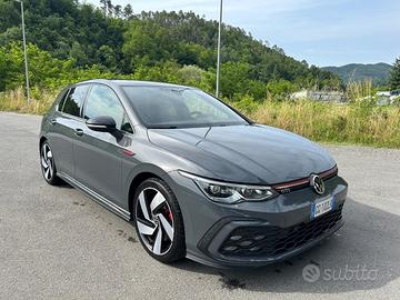 VOLKSWAGEN Golf 8ª serie - 2021