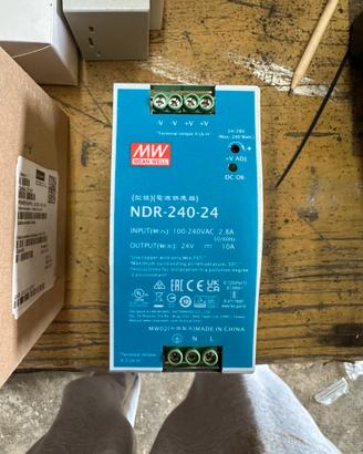 Alimentatore Mean Well NDR-240-24