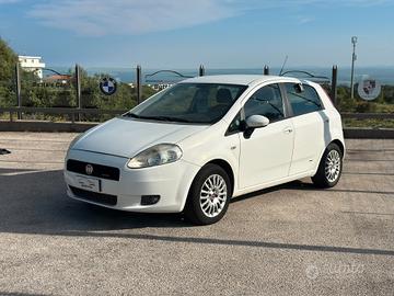 Fiat Grande Punto 1.3 MJT 90 CV 5 porte Dynamic