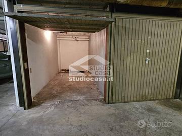 A 50 MT DA CORSO ROSMINI: COMODO GARAGE SINGOLO DO