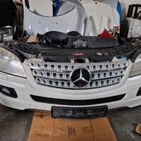 Mercedes W164 ML 2005-2008 musata fari xenon 