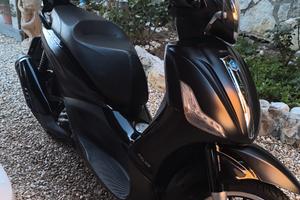 piaggio Beverly 300 police
