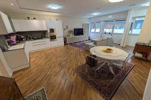 Appartamento di 180 m² con 4 locali a Pesaro