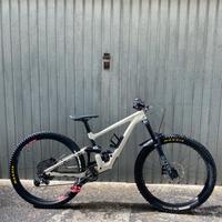 Specialized enduro elite carbon 29
