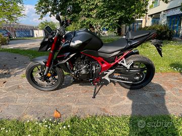 Honda Hornet 750 2026 E-CLUTCH