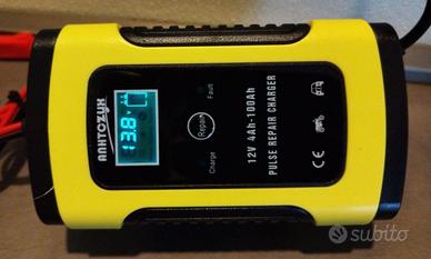 Carica Batteria per Auto