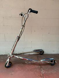Monopattino tre ruote